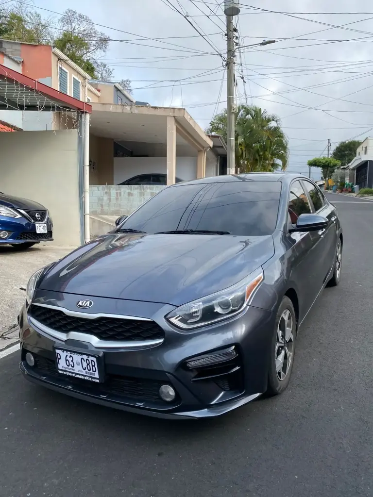 Kia Forte 2020 5 pasajeros