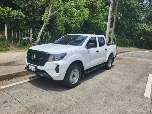Nissan Frontier 2024 